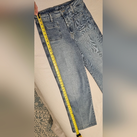 TALL Womans Old Navy Extra High Rise Wide Leg Jeans in 12 Tall. Worn Once! - Picture 9 of 9